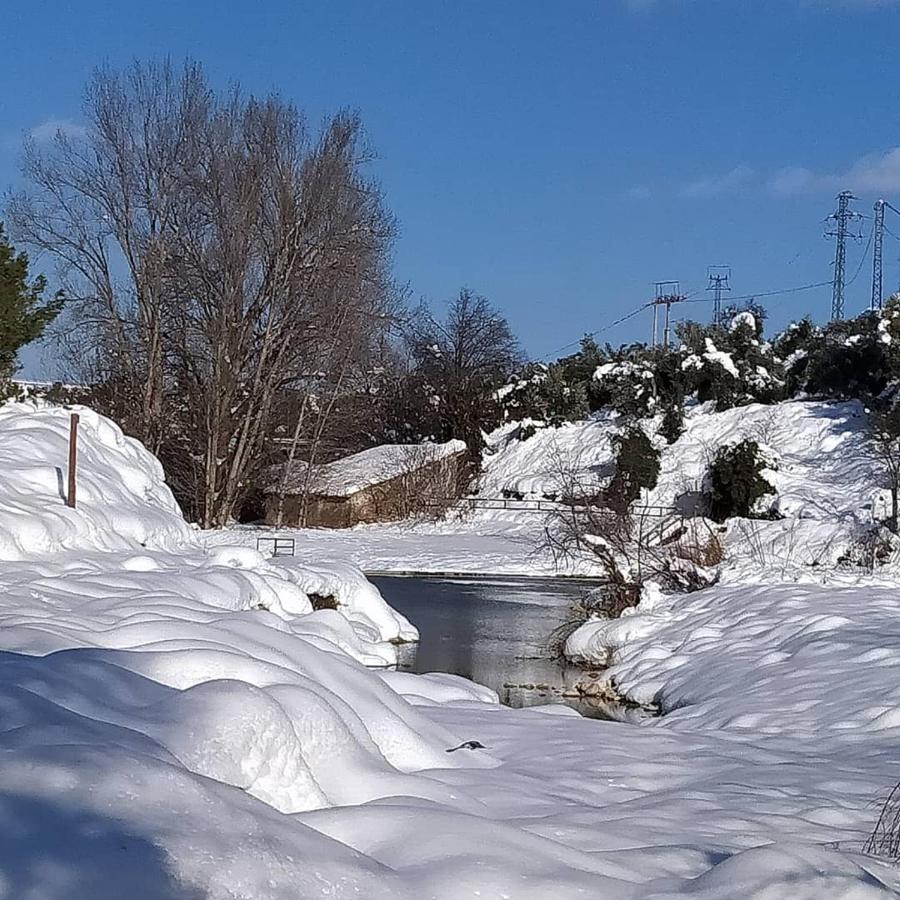 Les Valletes Arnes Bagian luar foto